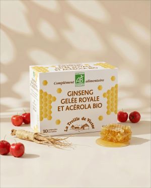 GINSENG GELEE ROYALE ET ACEROLA BIO  10 ampoules ILAPHARM COMPLEMENT ALIMENTAIRE VUE DE FACE